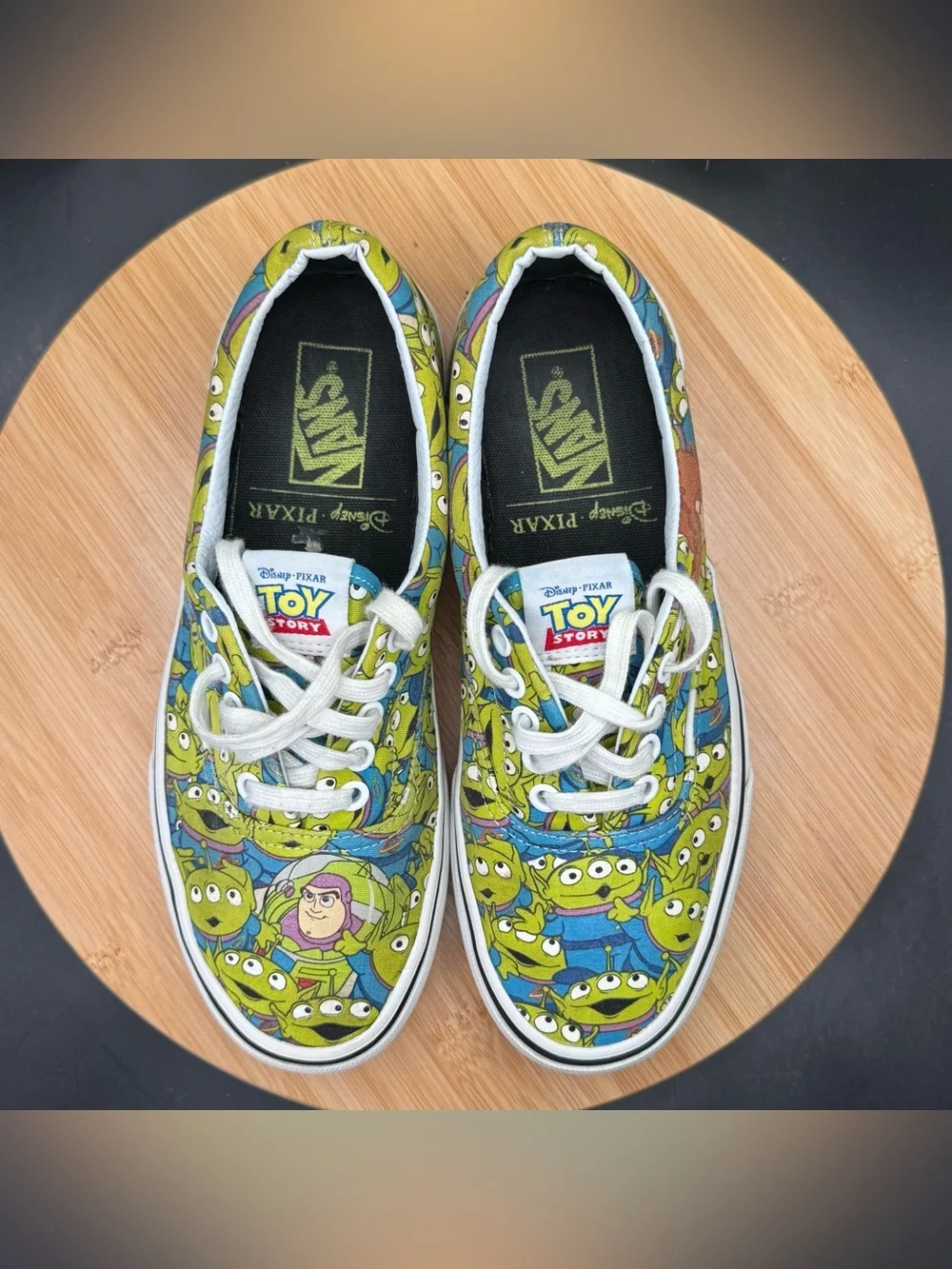Vans Era Toy Story Aliens Women’s 9/ Men’s 7.5